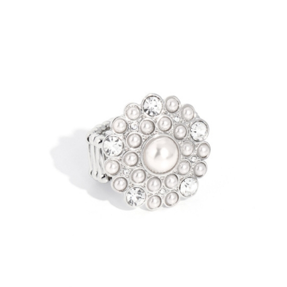 Gatsby Gait White Ring 💍 Silver Pearls STRETCHY - Picture 1 of 5